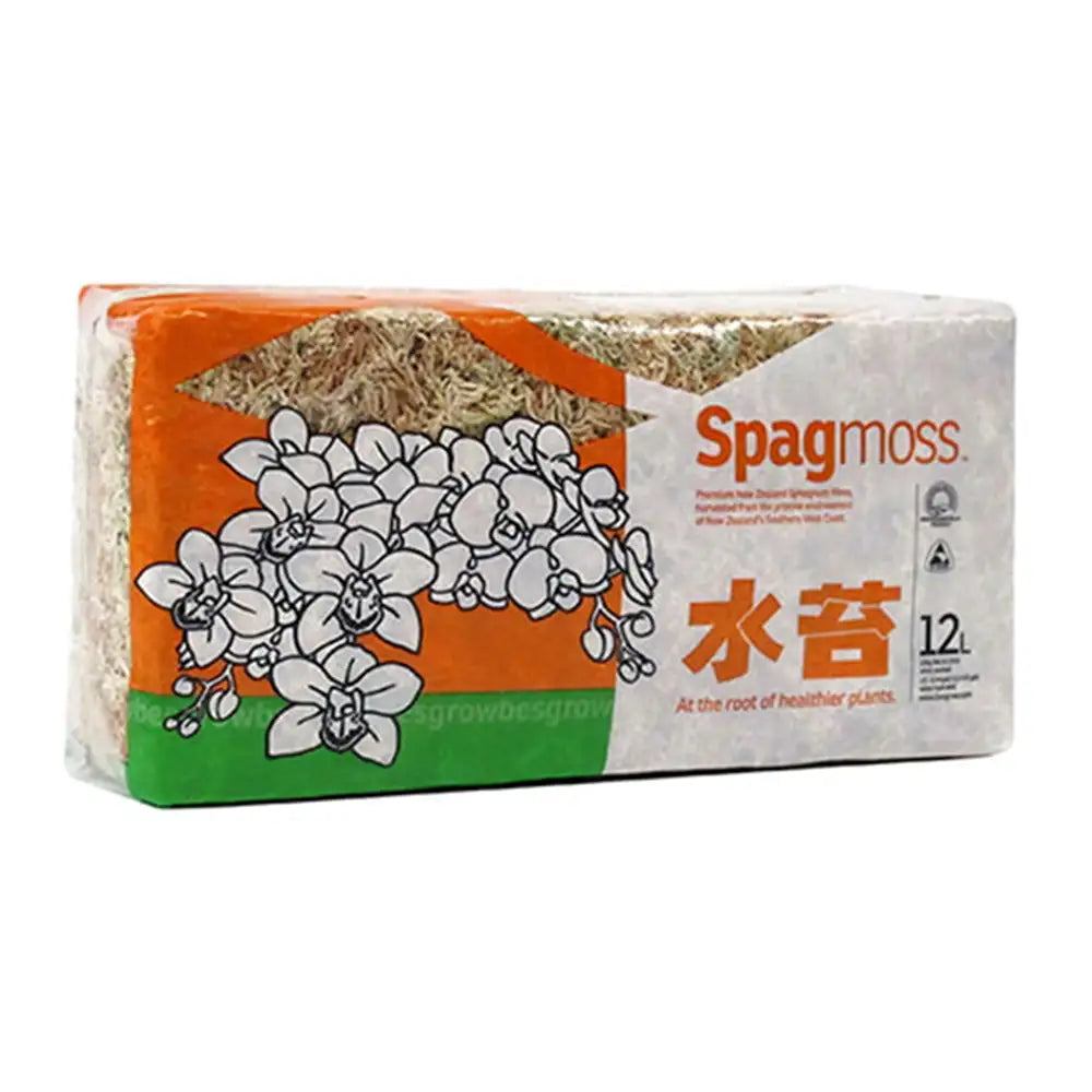 Compressed bag of Spagmoss sphagnum moss